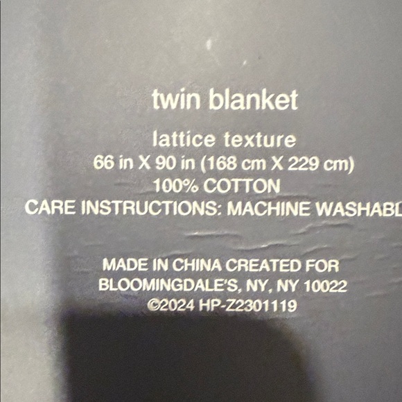 Hudson Park Collection Lattice Texture Blanket in Tan - Picture 4 of 5